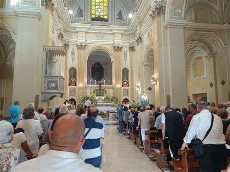 Piano Di Sorrento Auguri A Padre Pietro Per Il 25 Anniversario Di