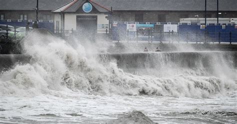 Storm Dennis Body Found In Search For Man In Sea Off Kent Coast Huffpost Uk News