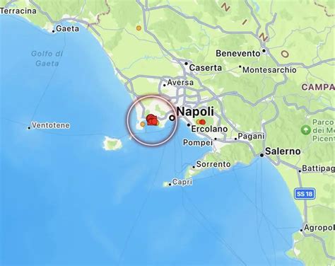 Terremoto Ai Campi Flegrei Nuove Scosse Avvertite In Tutta Napoli La