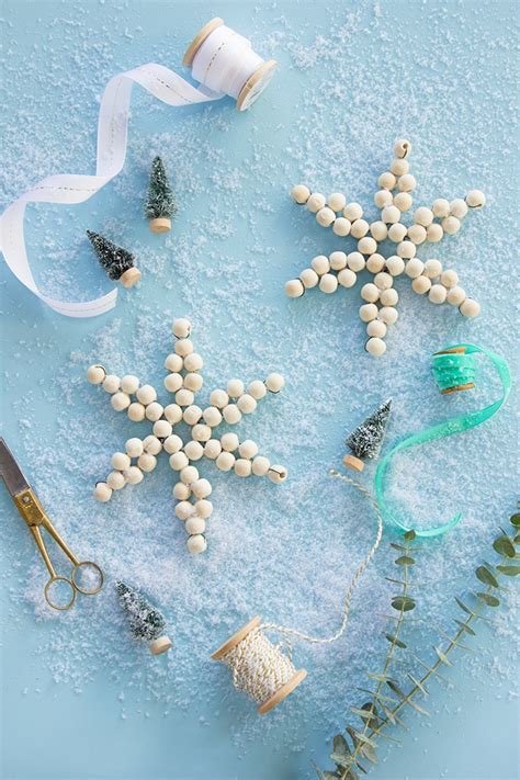 How To Make Beaded Snowflake Ornaments Beaded Design