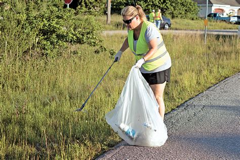 Community Cleanup Called A Success News Sports Jobs Lehigh Acres