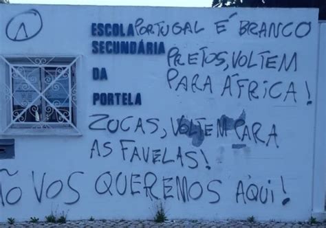 Escolas em Portugal são pichadas frases racistas e xenofóbicas