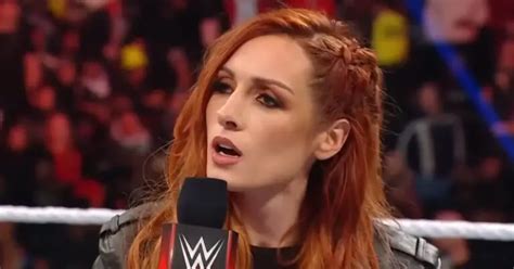 Watch Becky Lynchs Emotional Speech After Wwe Raw Went Off Air