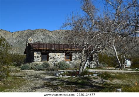 Remote Cabin Desert Stock Photo 2260134677 | Shutterstock