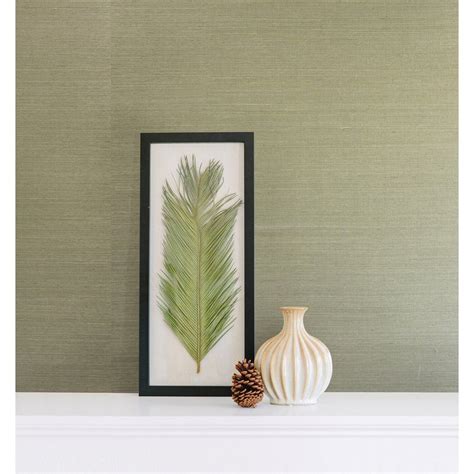 This Green Décor Idea Brings A Stylish Finish To Walls A Stunning Olive Grasscloth Design Th