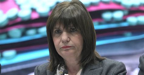 Patricia Bullrich Todos Ponemos Nuestro Aporte Para El País Y El Sindicalismo Pone Extorsión