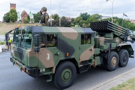 52 Anti Tank Rocket Launcher Stock Pictures, Editorial Images and Stock ...