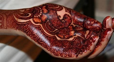 Tips To Darken Mehandi Tried And Tested