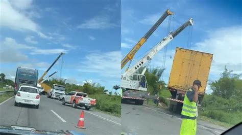 Remo O De Carreta Interdita Via E Congestiona Tr Nsito Na Br