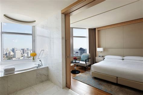 Luxury Family Hotels in Sukhumvit | Bangkok Marriott Hotel Sukhumvit