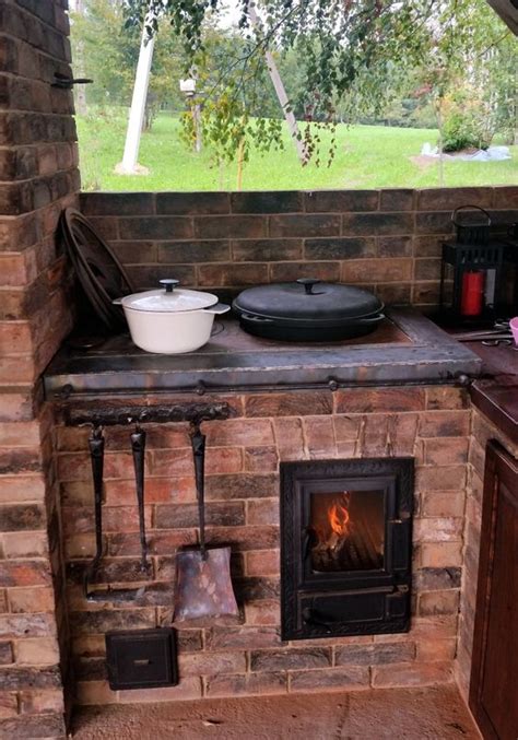 Inspirasi Dapur Tungku Kayu Bakar Dengan Desain Modern Rumah