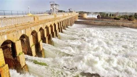 Heavy Rains Lash Nashik Water Released Into Rivers From Dams India Today