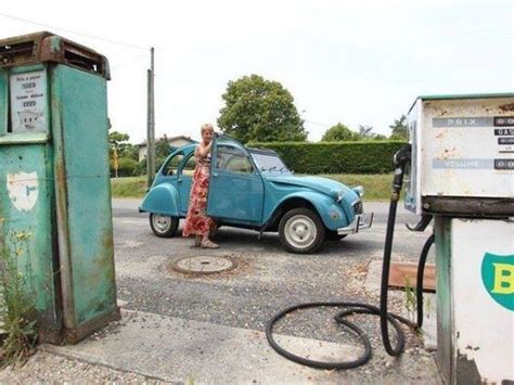 Pin by Matteo Olmi on Automobili Citroën 2cv Citroen Tour eiffel