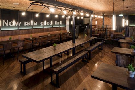 Lighting Tips To Improve Your Pub Atmosphere