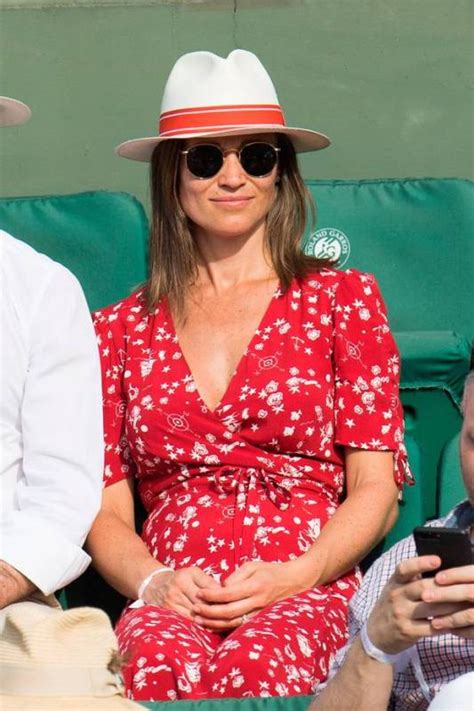 Pippa Middleton Al Roland Garros Mostra Per La Prima Volta Il Pancino