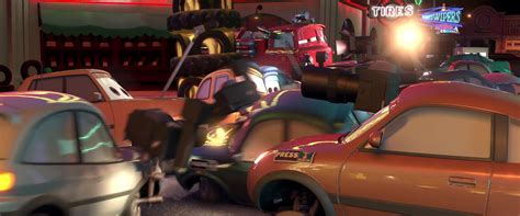 Hooman Personnage Cars Pixar Disney Planet Fr