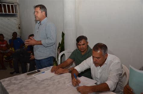 Alagoinhas Prefeito Joaquim Neto Conversa Com Moradores Da Avenida Da