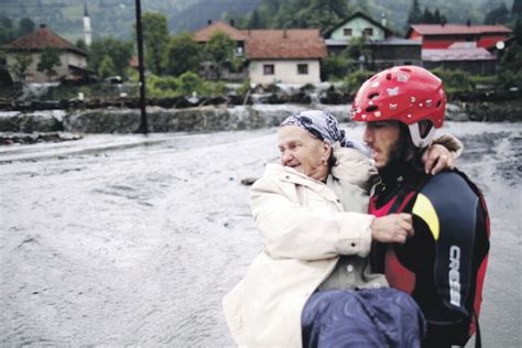 Poplave u Srbiji Evakuisano 500 građana ima nestalih