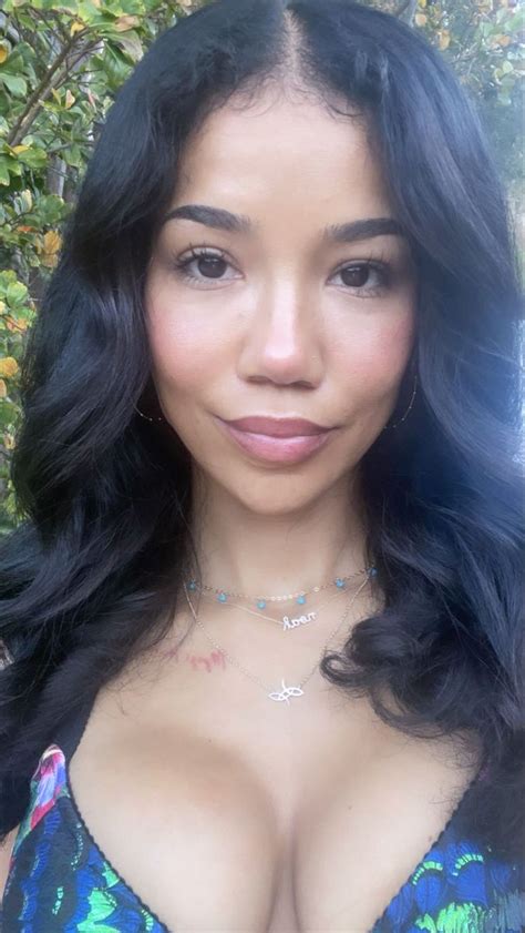 Jhen Aiko Efuru Chilombo Jheneaiko Instagram Photos And Videos