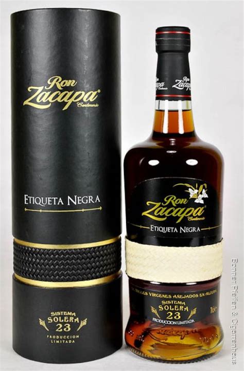 Zacapa Rum Centenario Etiqueta Negra. Herstellerland: Guatemala Alter ...