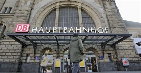 Ende 2019 übernimmt Transdev Gmbh Ticketverkauf Im Krefelder Hauptbahnhof