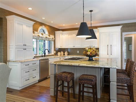 Polar On Maple Beaded Inset Using Aspen Door Kitchen Cabinets Tiles