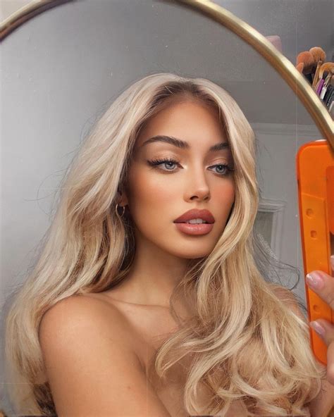 Cindy Kimberly Blonde Curly Hair Styles Hair Styles Hair