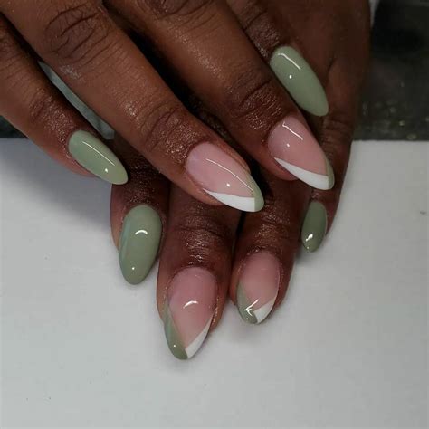 33 Beautiful Design Ideas For Sage Green Nails Green Acrylic Nails