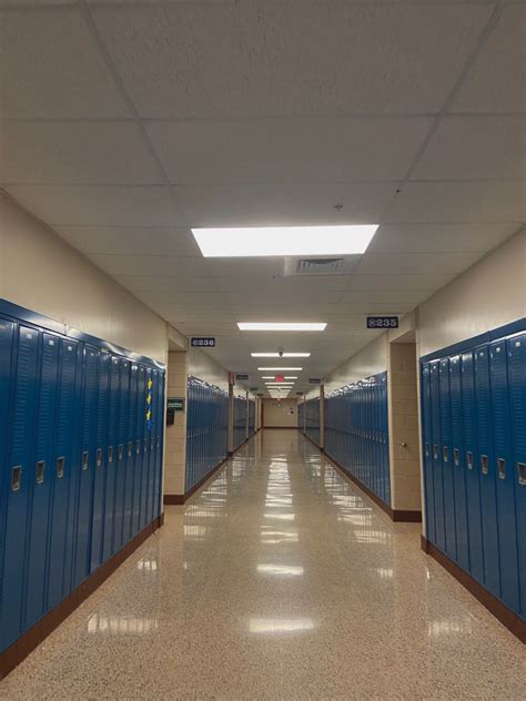 American High School Hallways American High School Usa High School