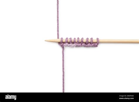 Italian cast-on knitting technique Stock Photo - Alamy