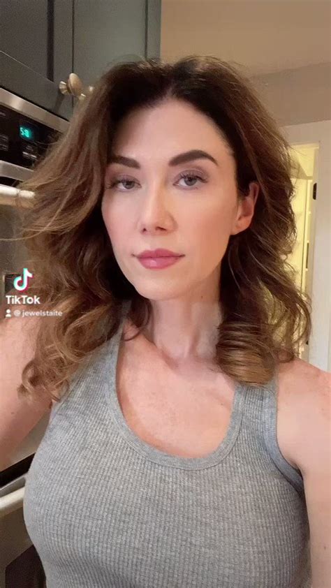 Jewel Staite 2022