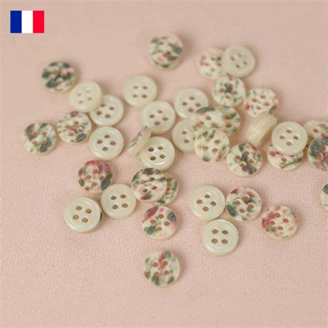 Boutons De Couture En Nacre Pour Travaux De Couture Sur Notre Mercerie