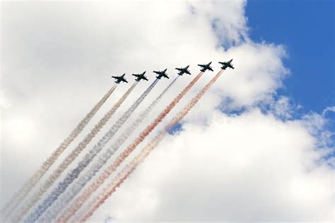 Aviones De Ataque Soviéticos Il 2 El Monumento A Los Defensores De