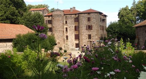 Château du Thiolent et son parc Auvergne Destination