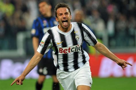 Buon Compleanno Alex Del Piero Esteta Di Un Calcio Che Non Cè Più