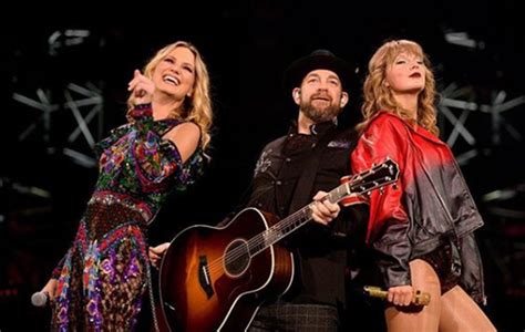 Sugarland And Taylor Swift Join Forces On Babe Live Video