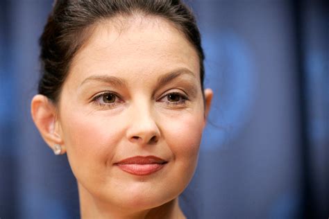 Who Cares About Seeing Ashley Judd Naked Salon