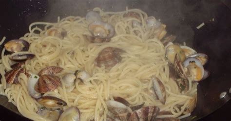 Es un plato clásico de pasta rápido fácil de hacer y muy rico De la