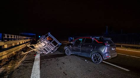 Auto Kracht In Baustellenabsicherung