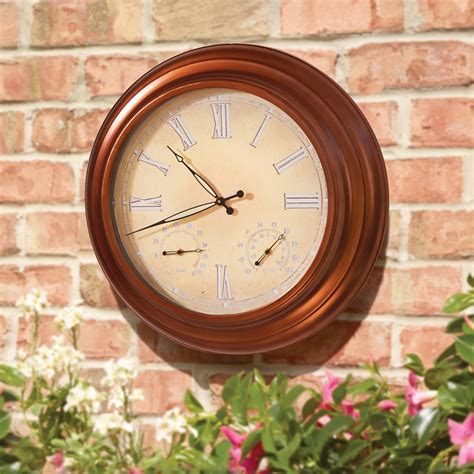 24 Outdoor Lighted Atomic Clock Hammacher Schlemmer