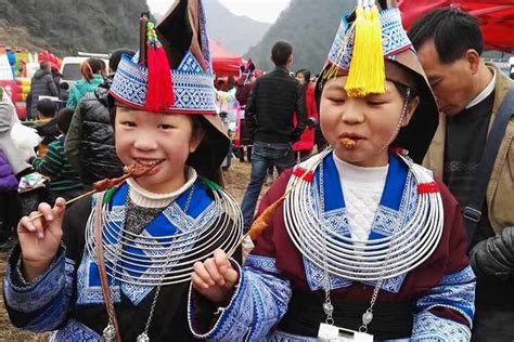 Chinese Ethnic Groups 56 Minority Groups In China