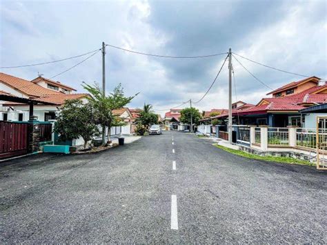 CORNER LOT Single Storey Semi D Taman Indah KLIA Sepang Property