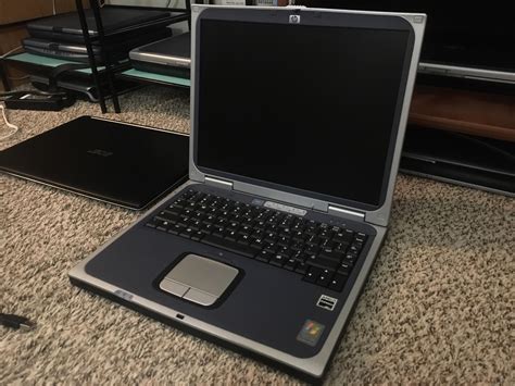 2000 Hp Pavilion Ze1210 Fully Working With Windows Xp Home Edition R Laptops