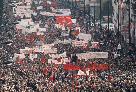 História Da Classe Trabalhadora on Twitter Neste dia a 25 de Abril