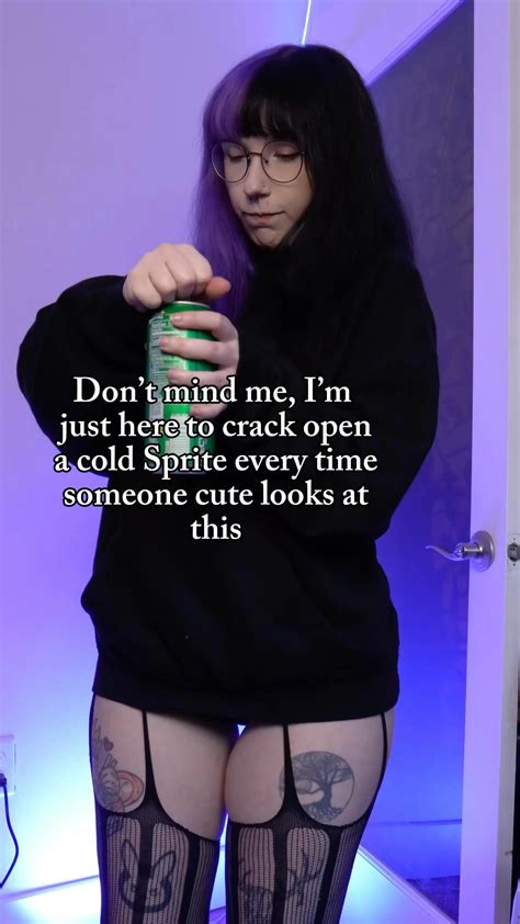 Evie Mischiev (@eviemischiev) • Instagram photos and videos