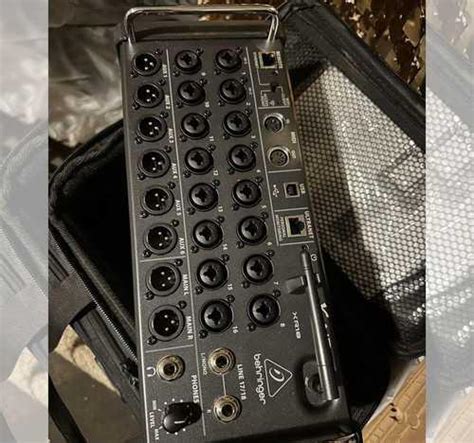 Микшерный пульт behringer xr18 Москва | Товары для хобби | Festima.Ru ...