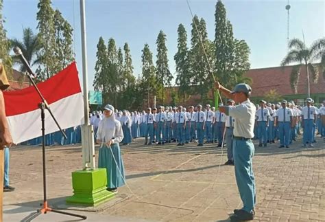 Cek Sma Swasta Terbaik Di Padang Nilai Un Nya Tertinggi Di Sumbar