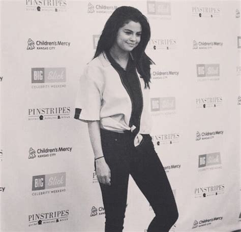 Pin By Pinner On SG Events Selena Gomez Pinstripe Women S Blazer