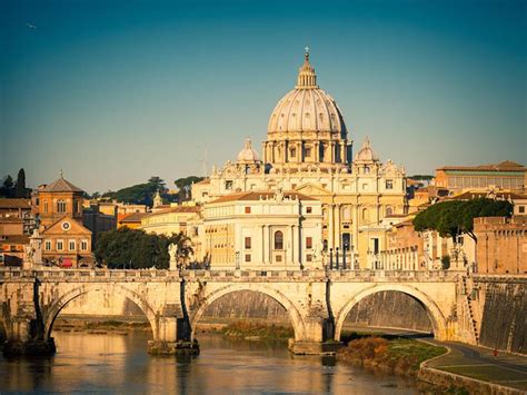 Tiber River and St Peter s Basilica Città Del Vaticano