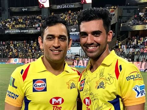 Ms Dhoni Makes Bizarre Statement About Deepak Chahar Compares Csk